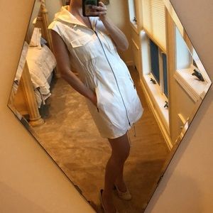 Cute vacation dress. Pockets!